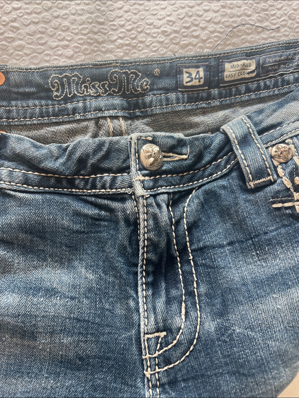 Miss Me Women’s Faded Blue Slim Straight Jeans with Distressed Trim - Picture 10 of 10